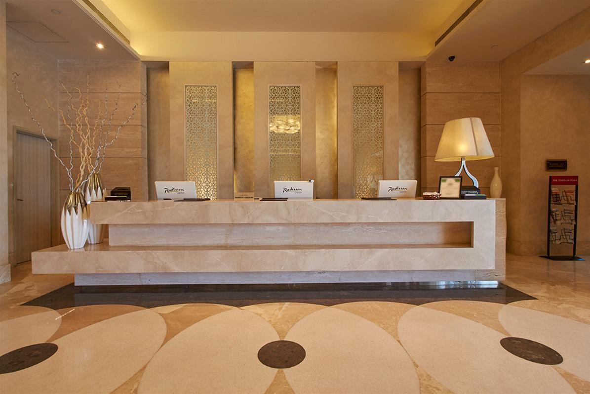 Radisson Hyderabad Hitec City Dış mekan fotoğraf Reception desk at the Park Hyatt Hyderabad